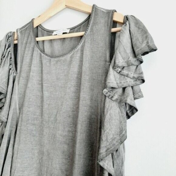 GRACE & LACE Burnout Cold-shoulder Ruffle Top Sz M - Picture 6 of 10